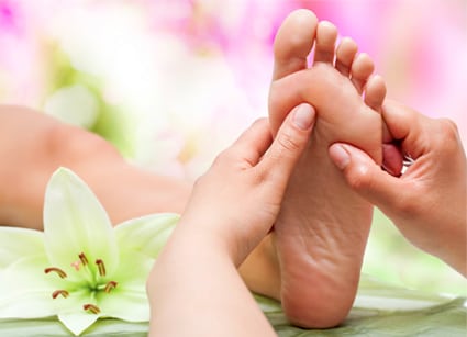 Reflexology massage service in hollywood and plantation areas from HMWC